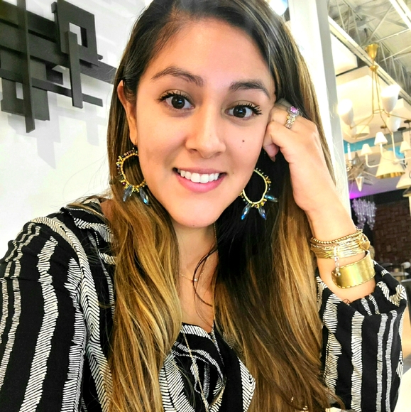 Meet Alexandra Owner of amazing Unique Finds - Picture 1 of 10